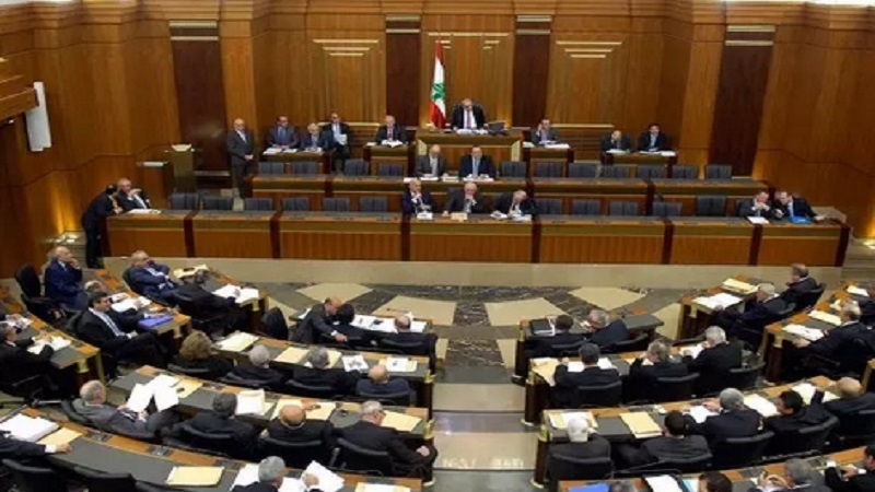 Iranpress: مجلس النواب اللبناني يخفق مرة أخرى في انتخاب رئيس جديد للبلاد
