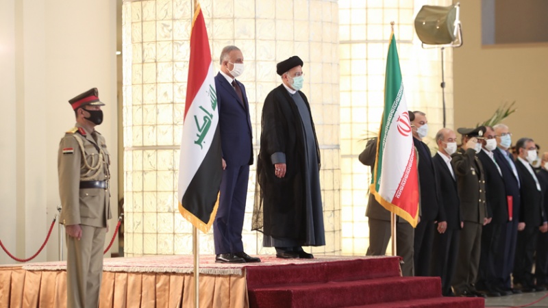 Iranpress: الرئيس الإيراني يستقبل رئيس الوزراء العراقي