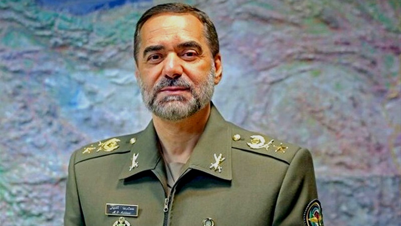 Iranpress: وزير الدفاع : ازدياد القدرة الدفاعية والدبلوماسية الدفاعية من أولوياتنا