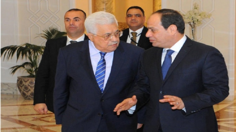 Iranpress: الرئيس عباس يصل القاهرة على رأس وفد من قيادته
