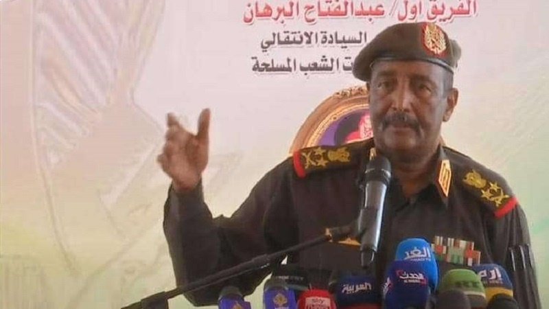 Iranpress:  السودان: الجيش سينسحب من المشهد السياسي عقب إجراء الانتخابات