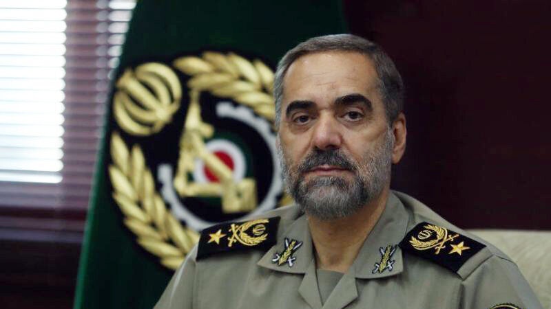 Iranpress: وزير الدفاع الإيراني: أي عمل جاهل للأعداء سيرد بقوة