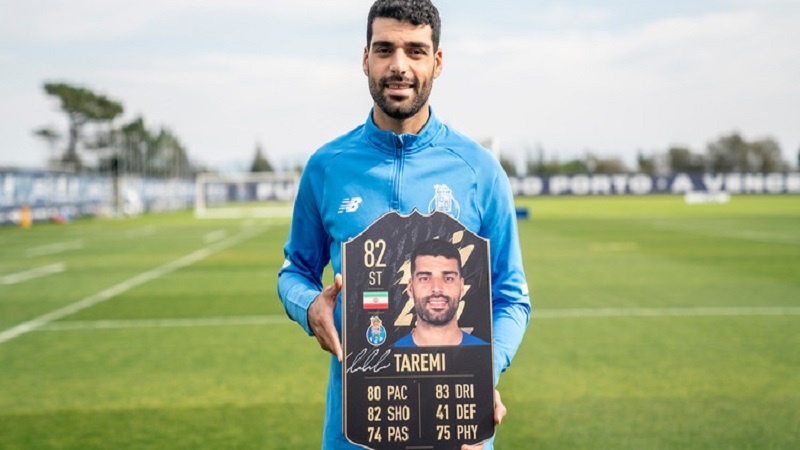 Iranpress: مهدي طارمي.. أفضل لاعب كرة القدم الأجنبي في الأسبوع بآسيا