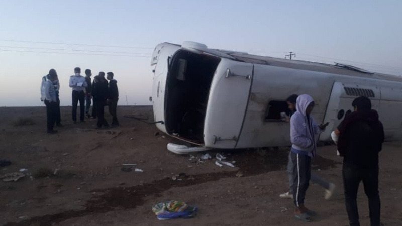 ایران پرس: واژگونی اتوبوس با 33 مصدوم در دامغان+ تصاویر