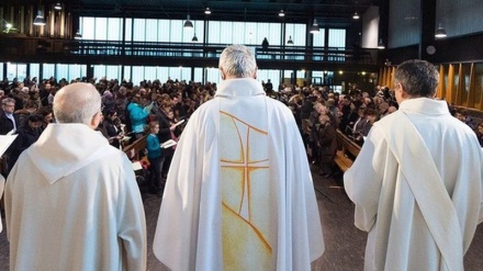 رسوایی اخلاقی کلیساهای فرانسه میلیون‌ها یورو آب خورد 