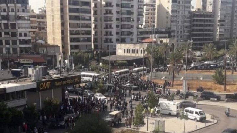 Iranpress: قتيلان وعدد من الجرحى بإطلاق النار على المحتجين في بيروت