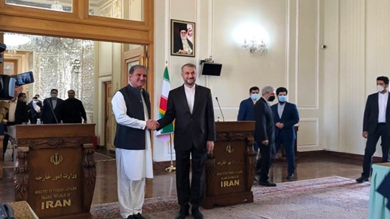 Iranpress: أميرعبد اللهيان: المشاورات الأمنية الإيرانية مع السلطات الحاكمة في أفغانستان مستمرة