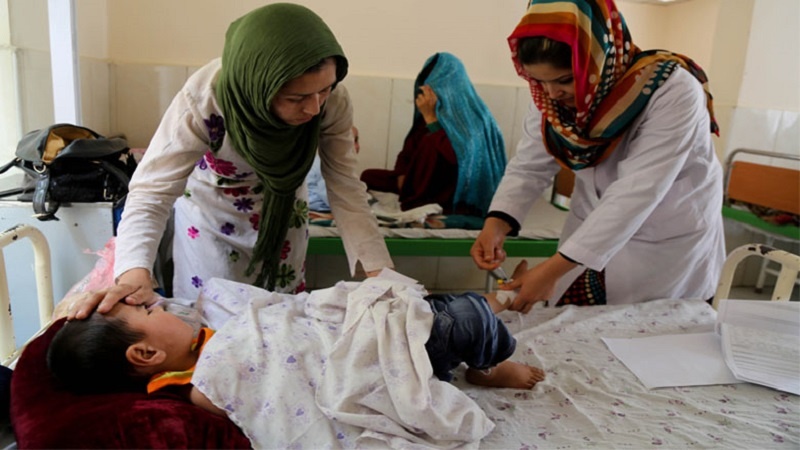 Iranpress: إغلاق أكثر من ألفي منشأة صحية في أفغانستان