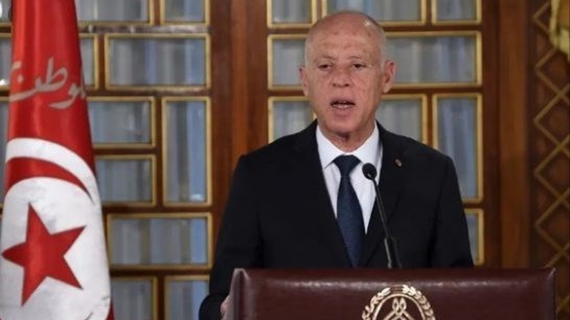 Iranpress: رئيس الوزراء التونسي يتمسك بالإجراءات الإستثنائية