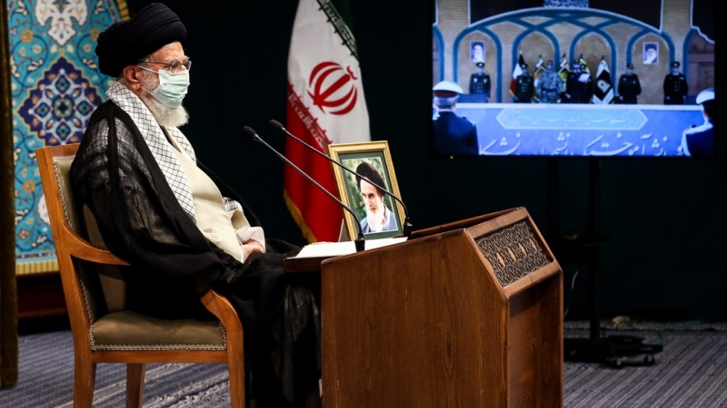 Iranpress:  التصدي للتدخلات الأجنبية هو الحل لأحداث شمال غربي إيران