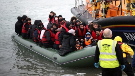 عبور بیش از ۴۰ هزار مهاجر برای رسیدن به بریتانیا از کانال مانش در سال جاری