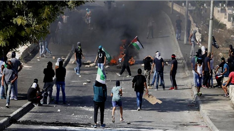 Iranpress: اقتحام مستوطنين للضفة الغربية ومواجهات مع الفلسطينيين