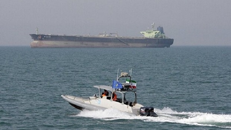 احتجاز سفينة أجنبية في مياه الخليج الفارسي