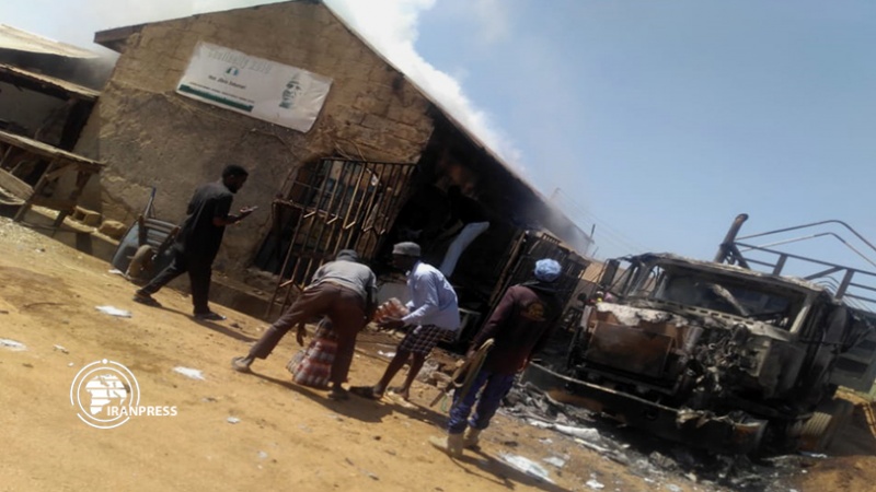 Iranpress: اشتباكات عنيفة بين الجيش النيجيري وبوكوحرام