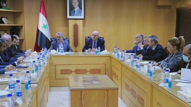 اجتماع سوري إيراني لمناقشة التعاون في مجال تبادل السلع والمواد الغذائية 