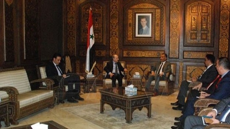Iranpress: العراق وسوريا يناقشان تفعيل العلاقات الاقتصادية بينهما