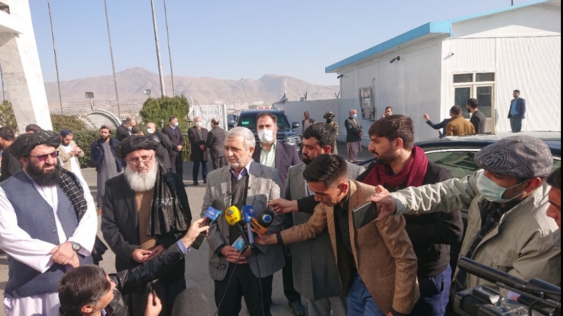Iranpress: المبعوث الإيراني الخاص إلى أفغانستان يصل كابول
