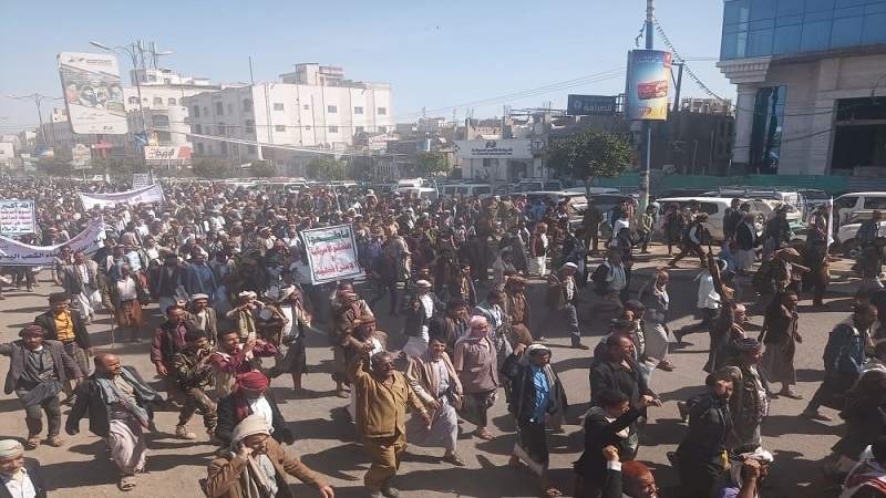 Iranpress: مظاهرات في عدة مدن يمنية رفضًا للتصعيد الأميركي واستمرار العدوان