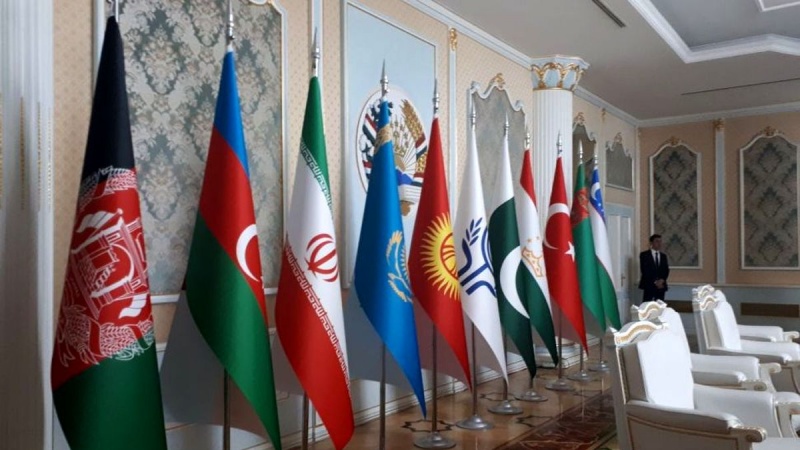 إيران تؤكد على ضرورة تنمية علاقاتها مع منظمة إيكو