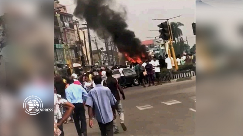 Iranpress: 17 قتيلا في تصادم شاحنة مع طلاب في نيجيريا