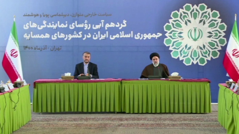 Iranpress: الرئيس الإيراني يؤكد على استراتيجية التواصل مع دول الجوار