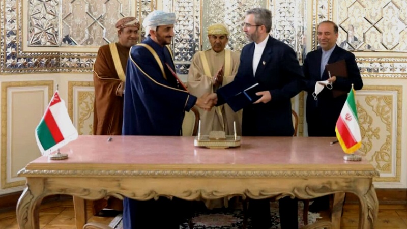 Iranpress: لقاء إيراني عماني لبحث القضايا ذات الاهتمام المشترك