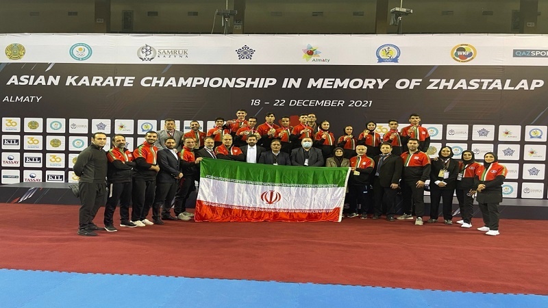Iranpress: المنتخب الإيراني للكاراتيه يحصد 10 ميداليات ملونة في أول أيام البطولة الآسيوية