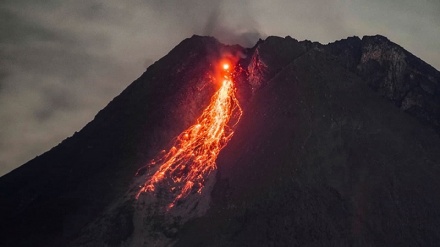 ۱۵ کشته بر اثر فوران آتشفشان کوه جاوه اندونزی 