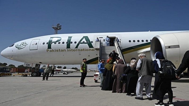 Iranpress: استئناف الرحلات الجوية بين لاهور الباكستانية ومشهد الإيرانية