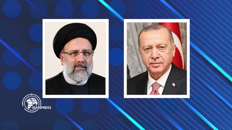 Iranpress: رئيسي وأردوغان يؤكدان على ضرورة مزيد من تنمية العلاقات الثنائية