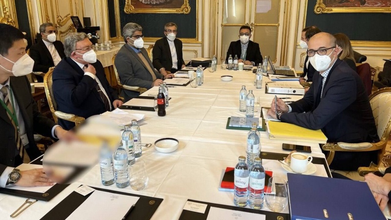 برگزاری جلسه گروه 1+4 و ایران با هدف ادامه نگارش متن نهایی مذاکرات