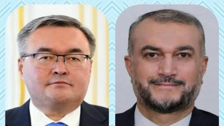 محادثة هاتفية بين وزيري خارجية إيران وكازاخستان