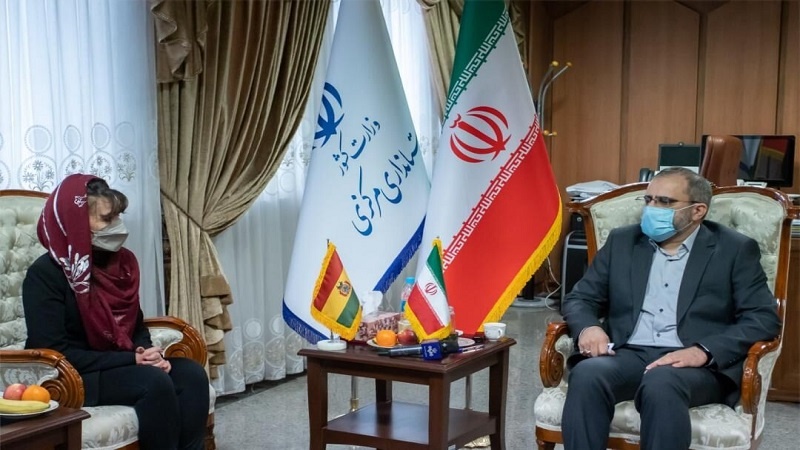 إيران وبوليفيا تشكلان غرفة تجارة مشتركة
