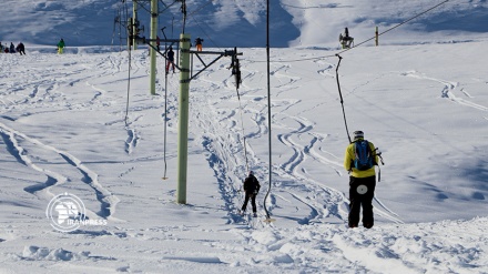 منحدر ‘خوشكا’ للتزلج.. مغامرة عند نقطة الصفر الحدودية