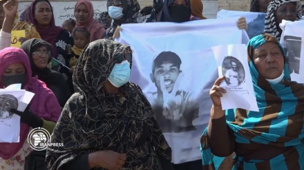 بحران در سودان؛ زنان هم به خیابان آمدند  