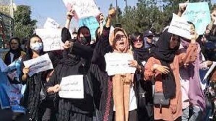 تظاهرات زنان ضد قوانین طالبان در کابل