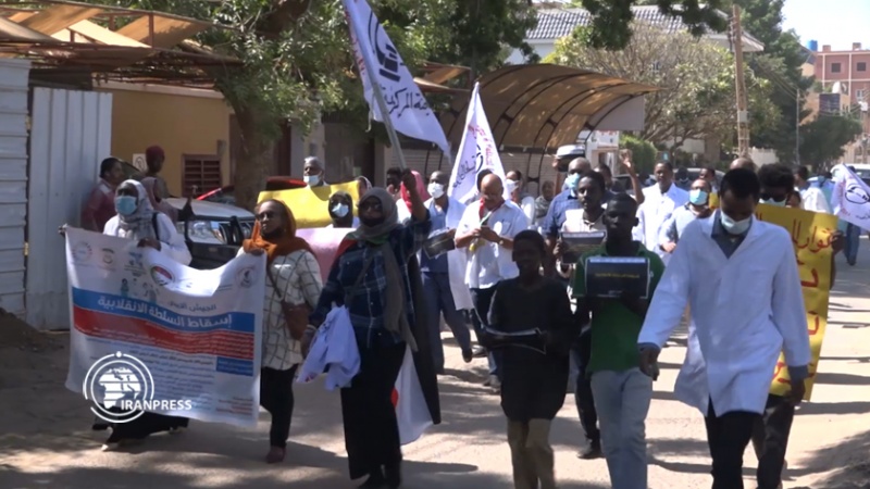 Iranpress: مظاهرات في السودان تنديدا بالحكم العسكري