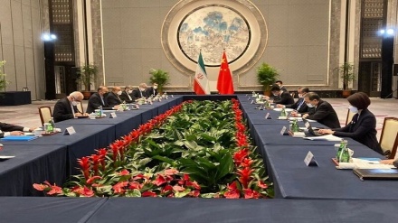 أمير عبداللهيان يؤكد على التنمية الشاملة للعلاقات بين إيران والصين