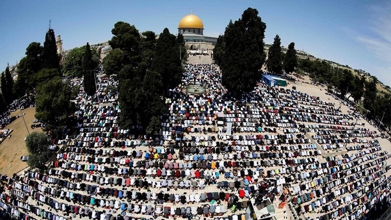 شرکت 30 هزار فلسطینی در نماز جمعه مسجدالاقصی
