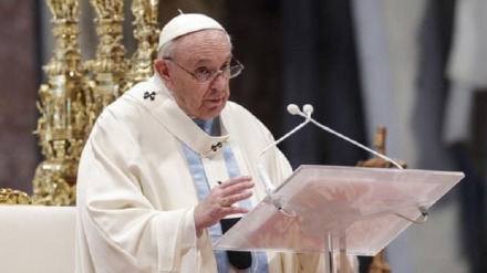 البابا فرنسيس في رسالة رأس السنة: إيذاء النساء إهانة لله