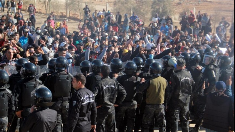 تظاهرات ضد دولتی در تونس به مناسبت سالروز انقلاب 14 ژانویه