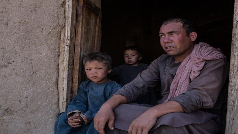 Iranpress: الصليب الأحمر تحذر من الأزمة الإنسانية في أفغانستان