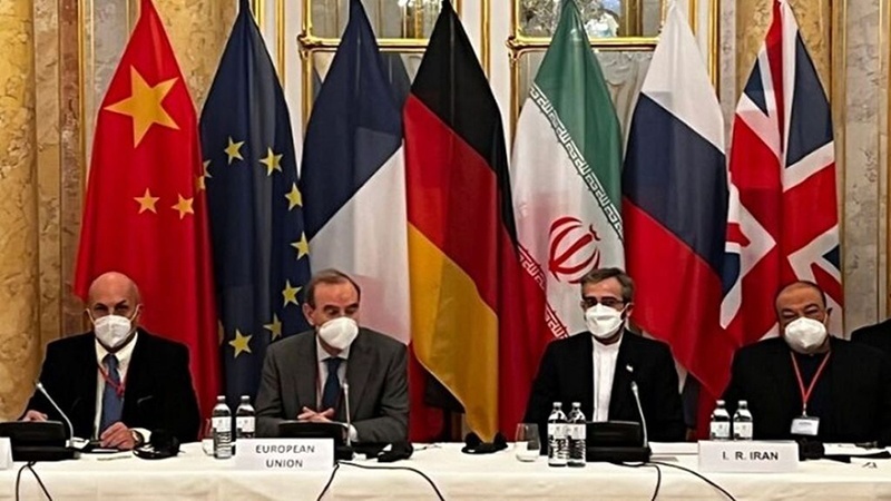 Iranpress: لا يمكن التنبؤ بحصول اتفاق نهائي في فيينا 