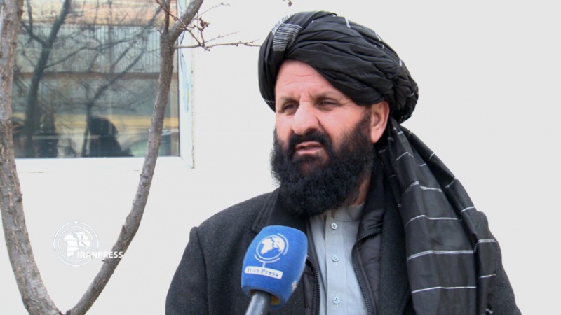 Iranpress: طالبان تدعو أمريكا إلى التعامل الإنساني مع الشعب الأفغاني 
