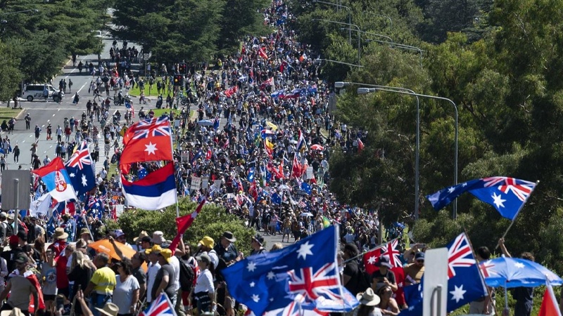 Iranpress: احتجاجات في نيوزيلندا ضد قيود لاحتواء جائحة كورونا