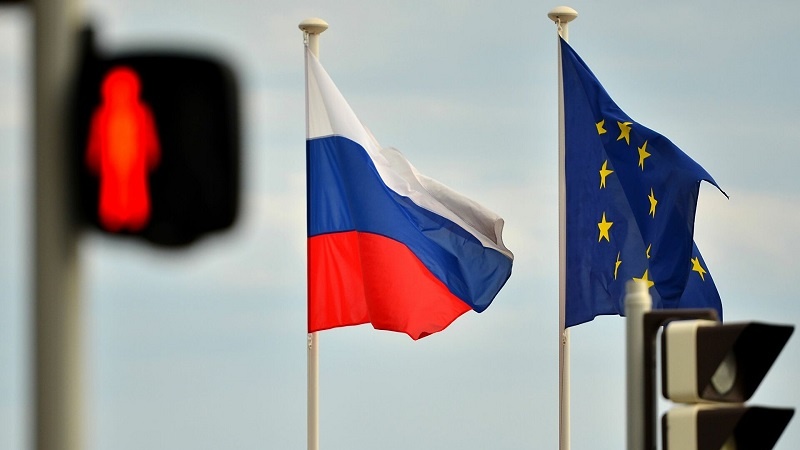 Iranpress: الاتحاد الأوروبي: العقوبات تستهدف 70 بالمئة من السوق المصرفية الروسية