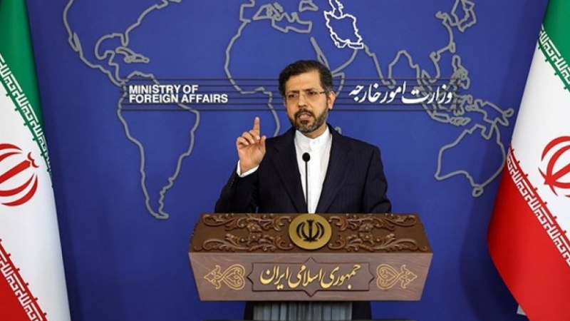 Iranpress: خطيب زاده: إيران لن تنتظر الولايات المتحدة إلى الأبد
