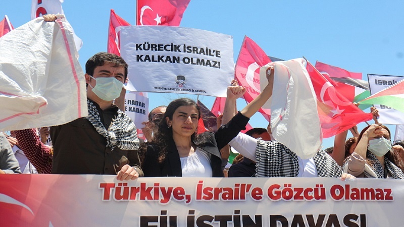 Iranpress: احتجاجات شعبية في تركيا ضد زيارة رئيس الاحتلال الإسرائيلي