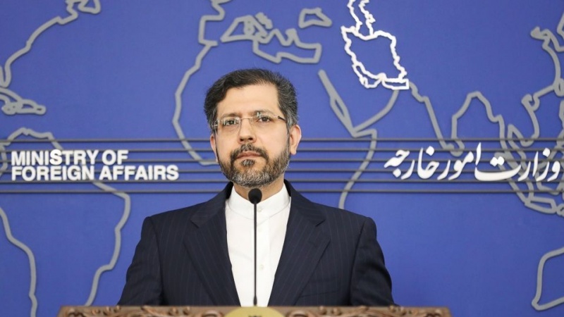 Iranpress: خطيب زاده: اجراءات الحظر الجديدة ضد الإيرانيين تظهر سوء نية واشنطن