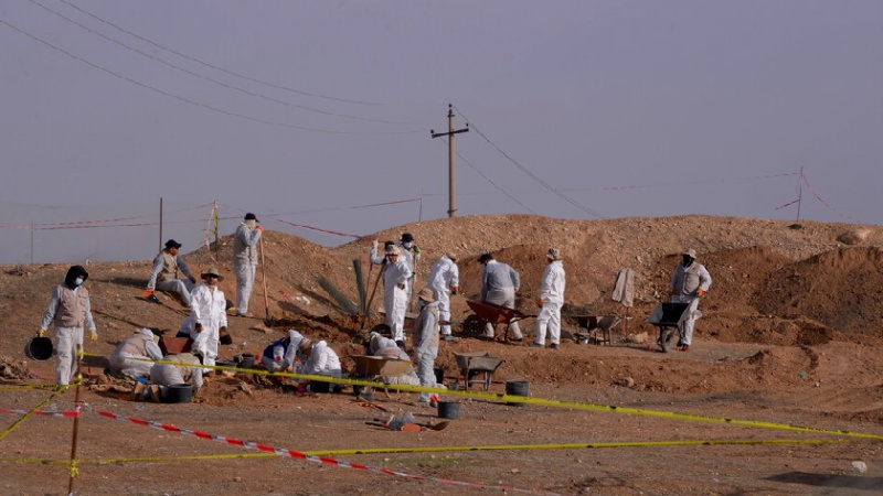 Iranpress: العثور على 143 جثة في مقبرة جماعية في شمال العراق